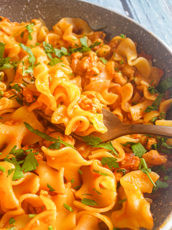 Lasagne Szatmari cu carne tocata de pui